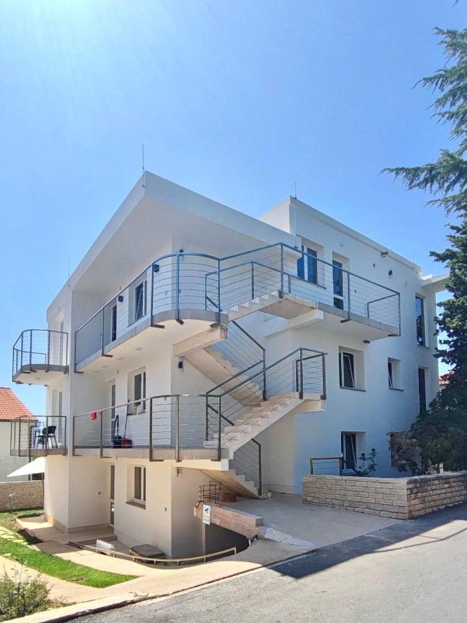 Guesthouse - Hotel California Novalja Kültér fotó