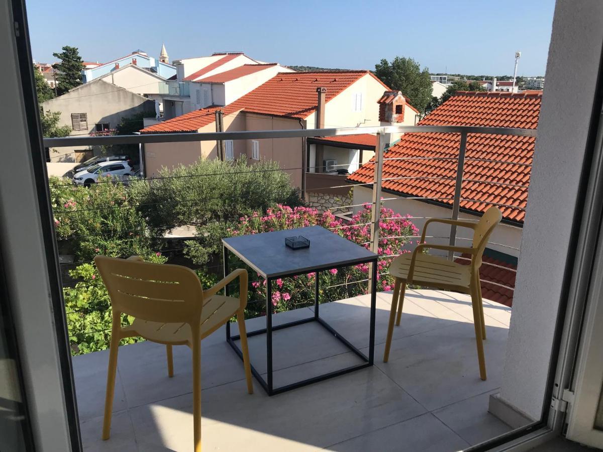 Guesthouse - Hotel California Novalja Kültér fotó